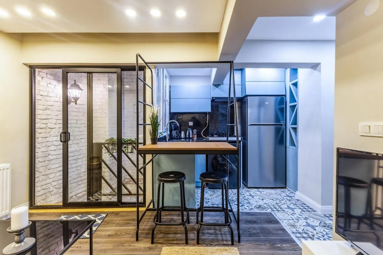Apartment Centrally Located Flat In Sisli Istanbul