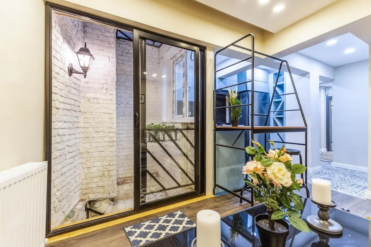 Centrally Located Flat In Sisli איסטמבול
