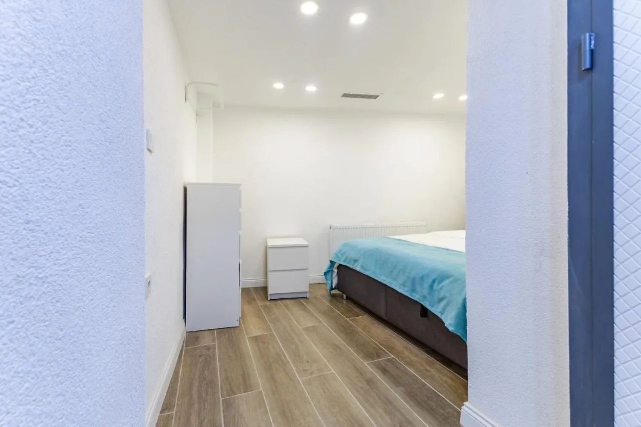 Centrally Located Flat In Sisli Istanbul Apartment